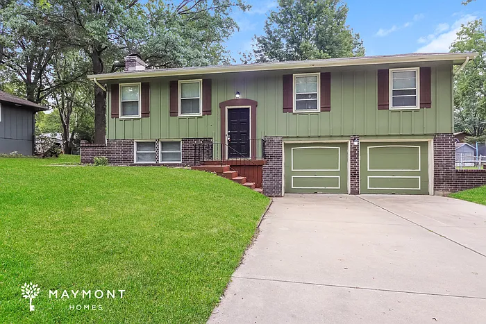 515 S Adams St — Photo 1