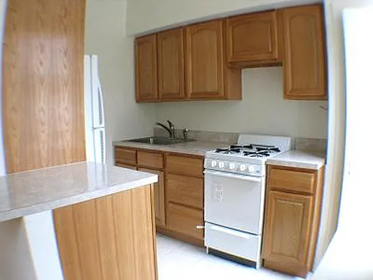 Rented by Mark David | media 17