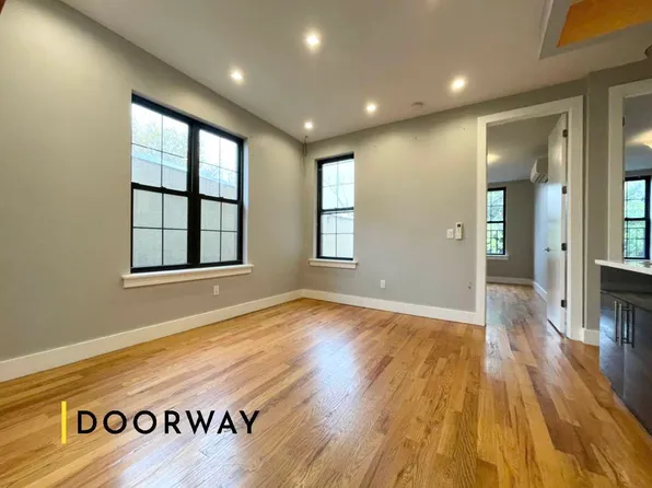 81 Carlton Ave, Brooklyn, NY