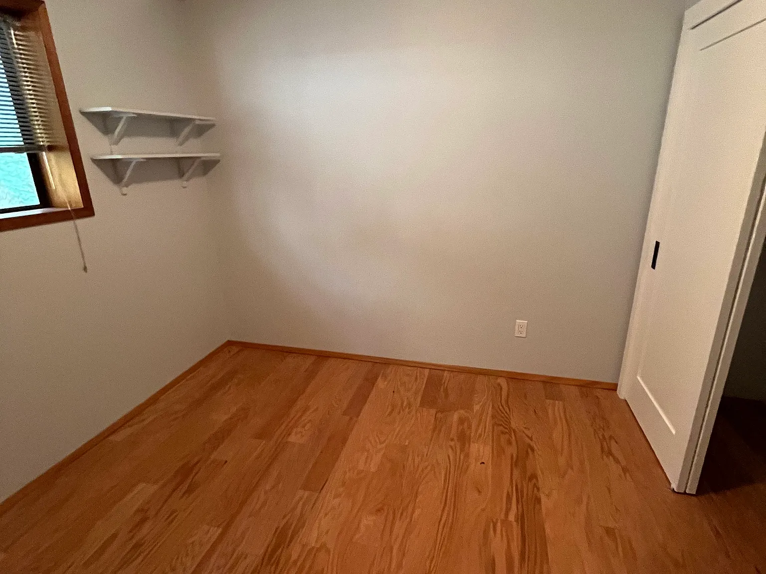 2 bed, 2298 sqft, $2,000 — Photo 4