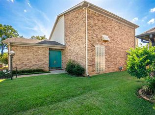 519 Castlemaine Cir, Longview, TX 75605