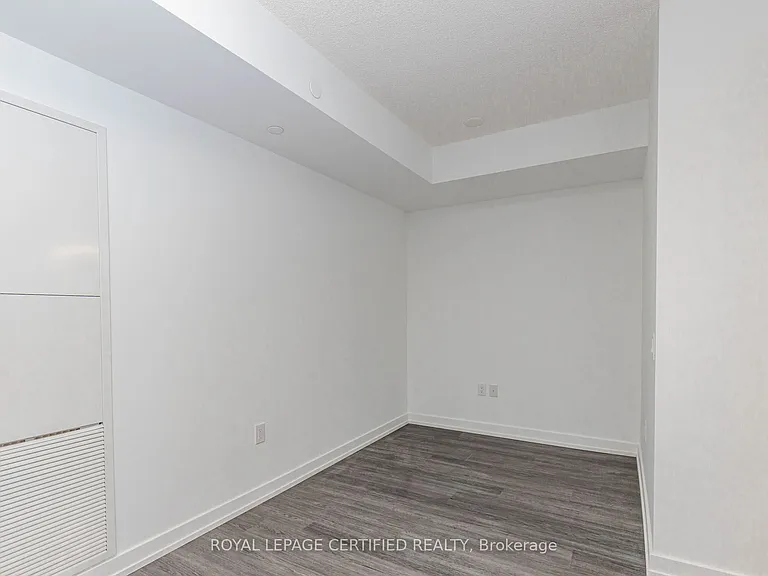 4010 Eglinton Ave W #217 — Photo 9