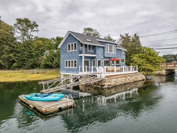 698 Washington St, Gloucester, MA 01930