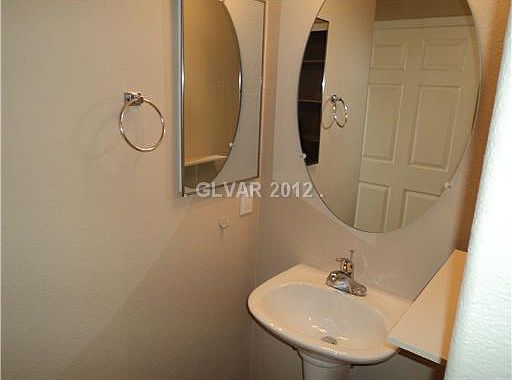 4th image of 5032 Ferrell St #101