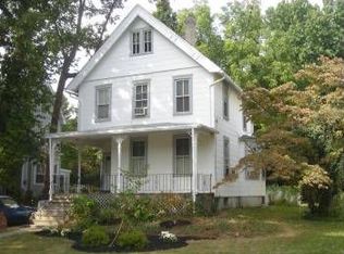 39 W Chestnut Ave, Merchantville, NJ 08109