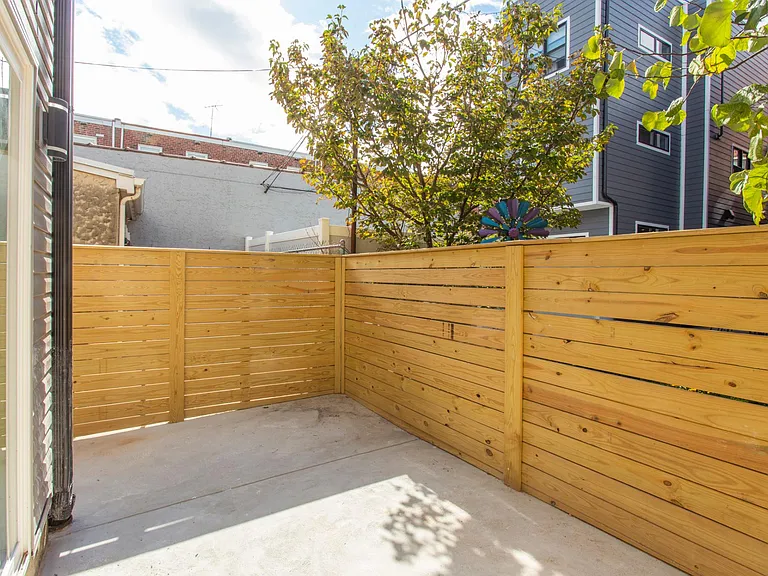 1448 E Wilt St — Photo 30