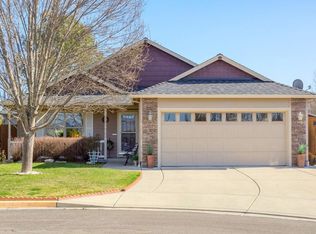 3284 Nellie Ettinger Ln, Medford, OR 97504
