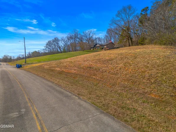 32 E Cross Rd Lot 32, Dandridge, TN 37725