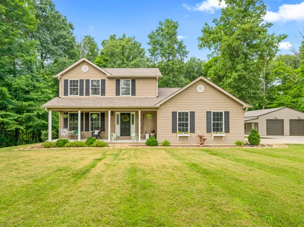 131 Old Moore Rd, Martinsville, IN 46151