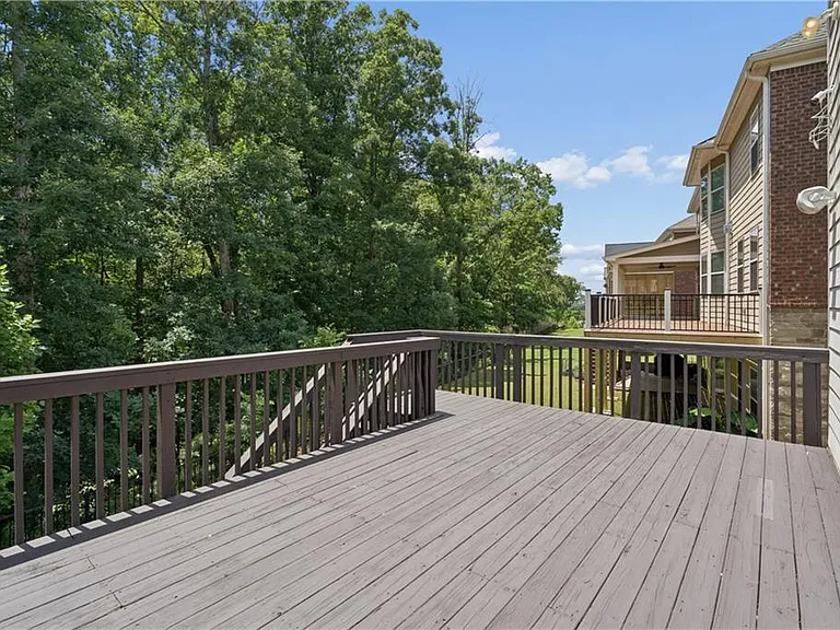 4470 Skylark Ln — Photo 43