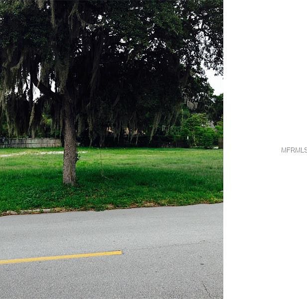 2nd image of 1290 Stuart St E