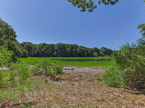 2nd image of 26 Cedar Cove Road
