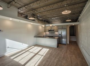 17 N Block Ave STE B, Fayetteville, AR 72701