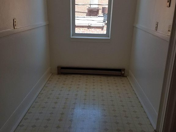 4th image of 107 N Main St APT 8
