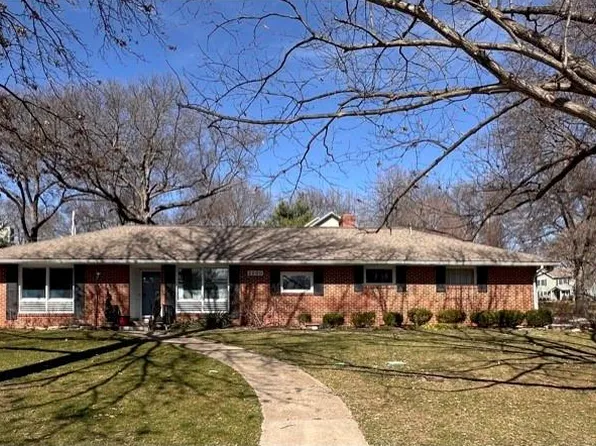 2800 W 91st St, Leawood, KS 66206