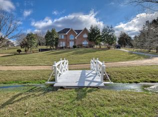 471 Claude Simmons Rd, Johnson City, TN 37604