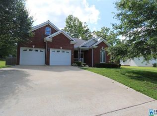 451 Lillian Ln, Anniston, AL 36207