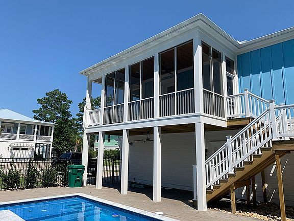 2nd image of 135 McIlroy Ct