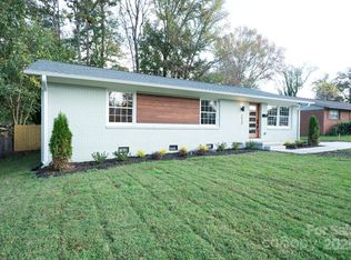 4039 Uppergate Ln, Charlotte, NC 28215