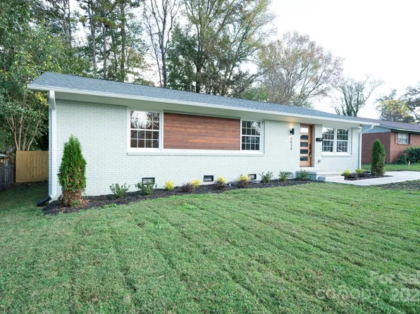 4039 Uppergate Ln, Charlotte, NC 28215