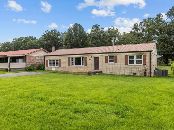 451 Carman Ave, New Johnsonville, TN 37134