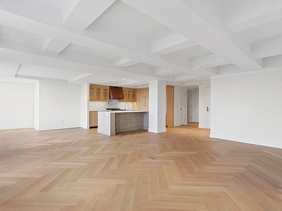 4th image of 360 Central Park W APT 14B