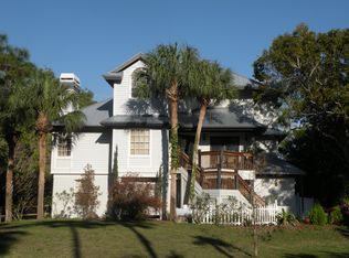 15401 Shamrock Dr, Fort Myers, FL 33912