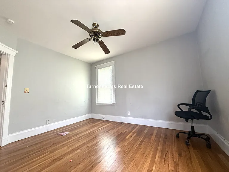 39 Waterhouse St #3F — Photo 10