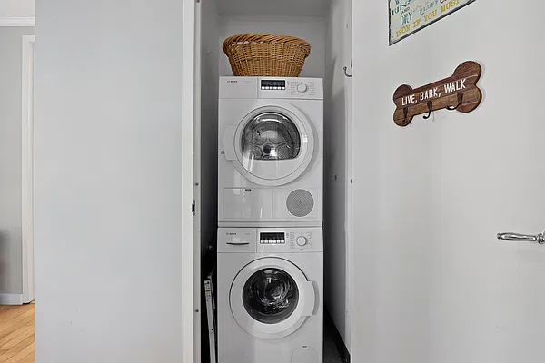 Sold by Compass | media 23