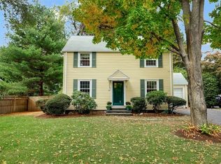 20 Chesterton Rd, Wellesley, MA 02481