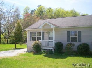 145 Burrell Ave, Brevard, NC 28712