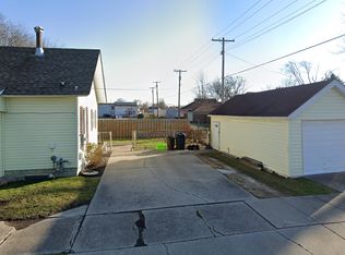 237 Fairbanks St, Marine City, MI 48039
