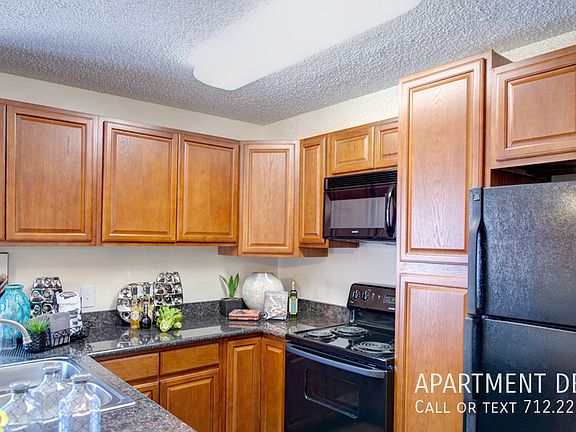4th image of 5021 Grove West Blvd #1483