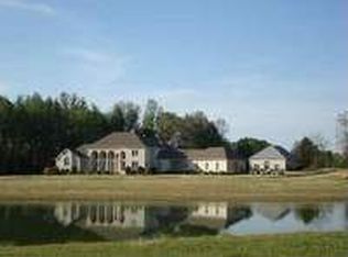 250 Silver Leaf Dr, Jackson, TN 38305