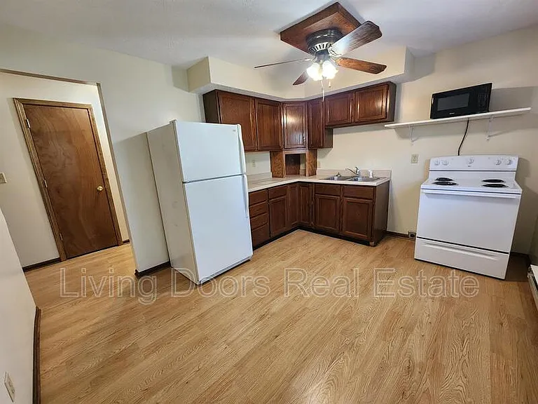 2601 N 58th St #3 — Photo 3