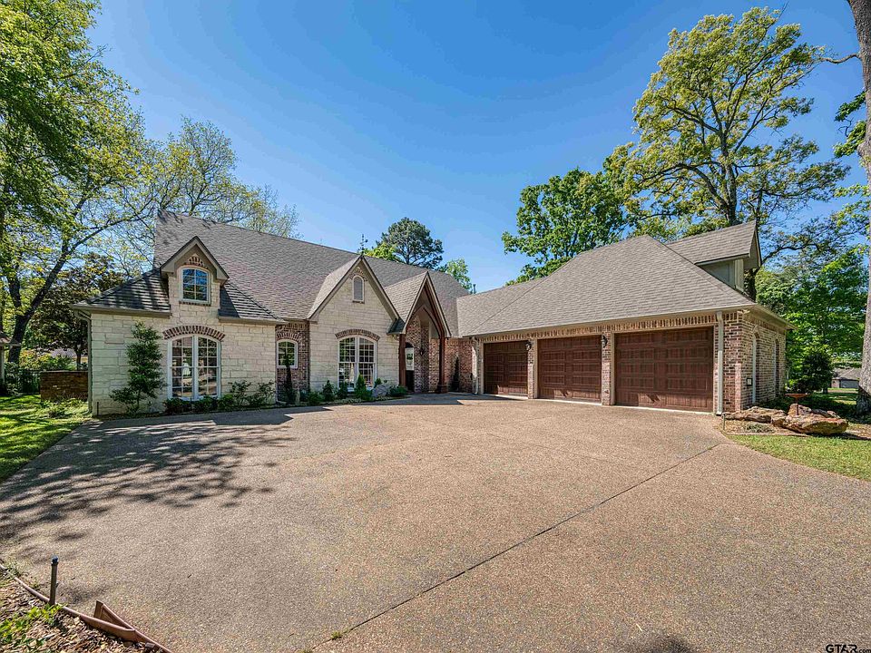 1st image of 102 Dogwood Lakes Cir