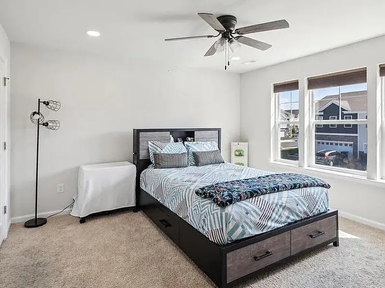 5 Roberta Way — Photo 15
