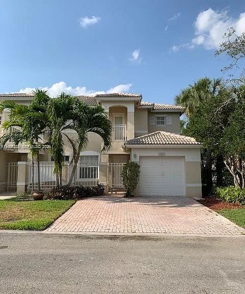 17001 NW 22nd St — Photo 24