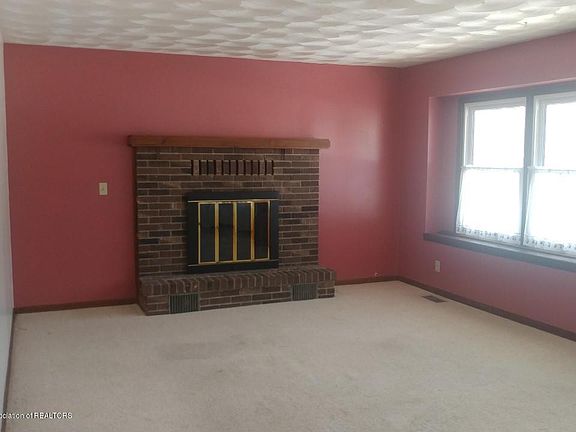5th image of 525 Schoolcraft St
