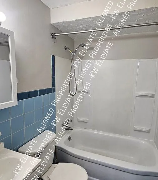 17802 Lake Shore Blvd #6 — Photo 17