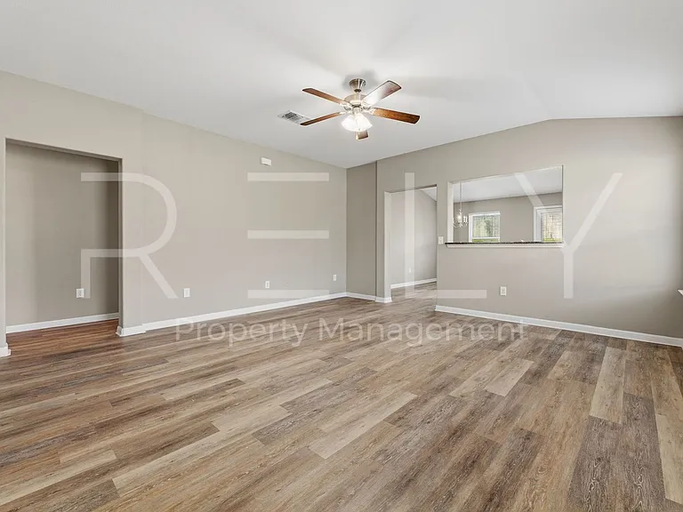146 Leon River Loop — Photo 8