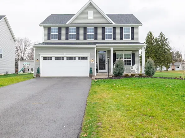 362 Anna Cir, Webster, NY 14580