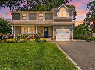 53 Rensselaer Drive, Commack, NY 11725