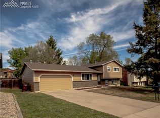 5620 Del Rey Dr, Colorado Springs, CO 80918