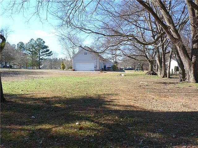 2nd image of 114 Lynnford Dr
