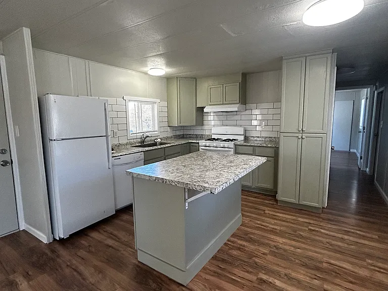 1120 N Justice Dr #13 — Photo 5