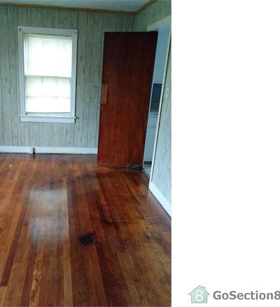 2nd image of 4201 Sheffield Rd