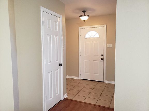 5th image of 1318 Windland Pkwy
