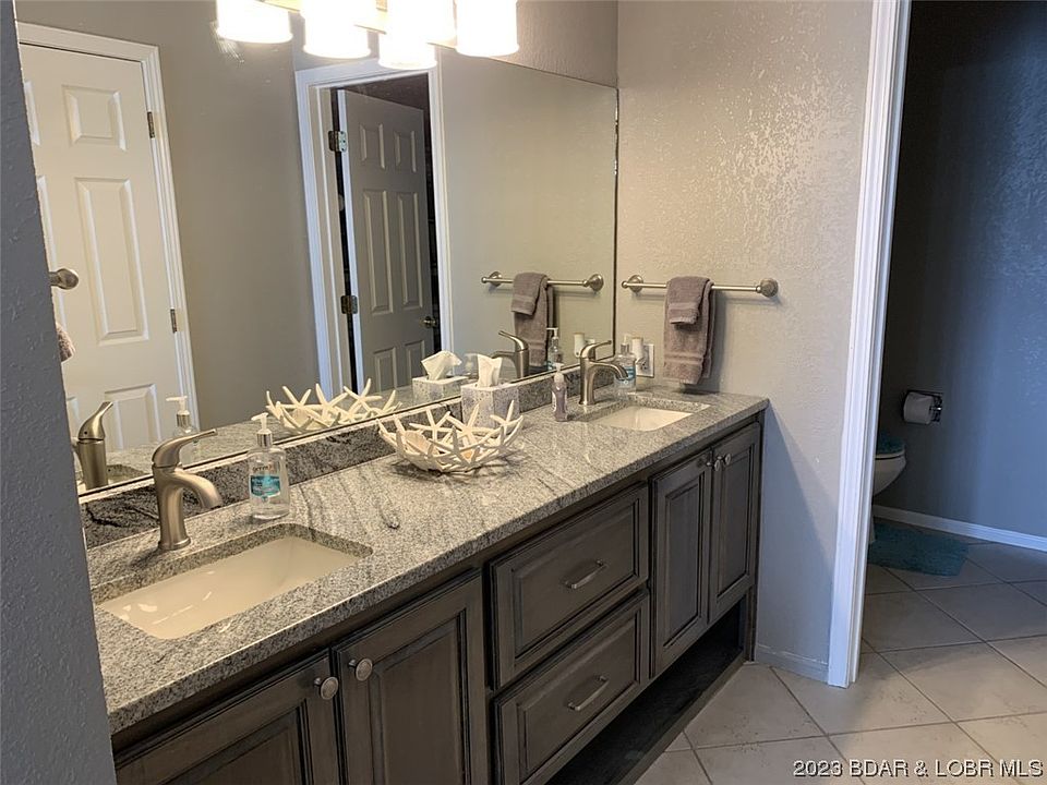 4897 Bridgepointe Dr Osage Beach, MO, 65065 Apartments for Rent Zillow