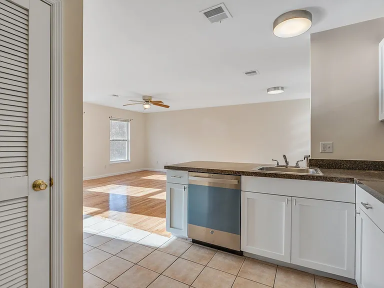 531B Martin Luther King Jr Dr #B — Photo 4